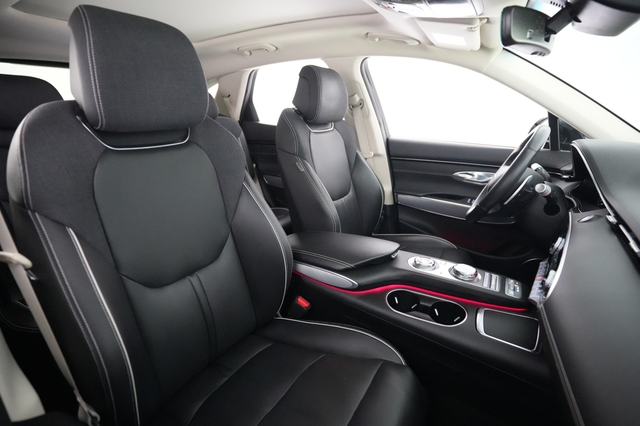 2023 Genesis Electrified GV70