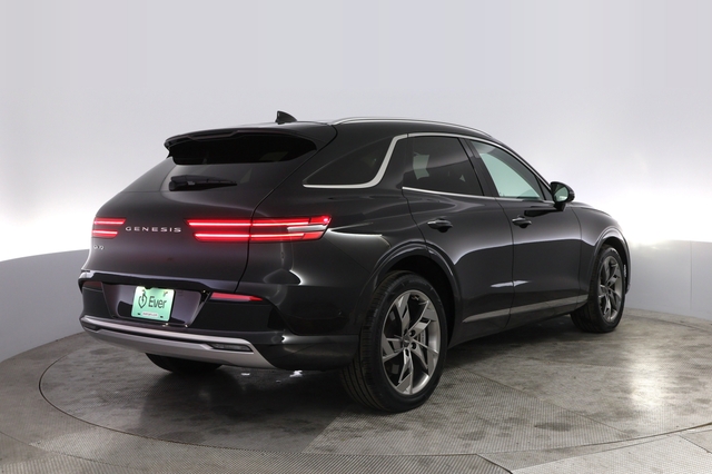 2023 Genesis Electrified GV70