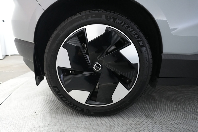 2025 Volvo EX30