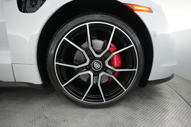 2023 Porsche Taycan
