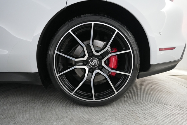 2023 Porsche Taycan