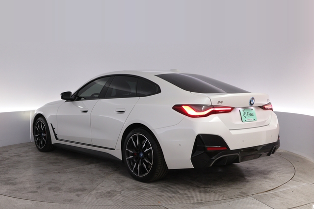 2024 BMW i4