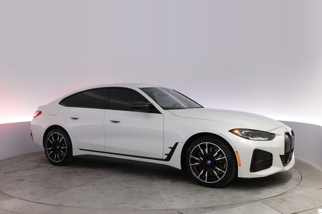 2024 BMW i4