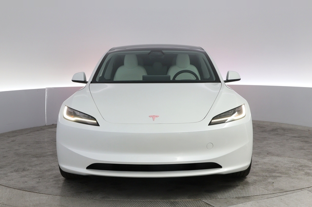 2025 Tesla Model 3