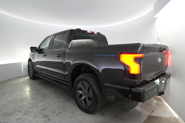 2025 Ford F-150 Lightning