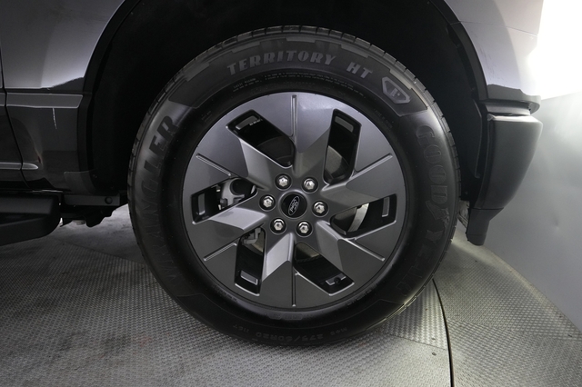 2025 Ford F-150 Lightning