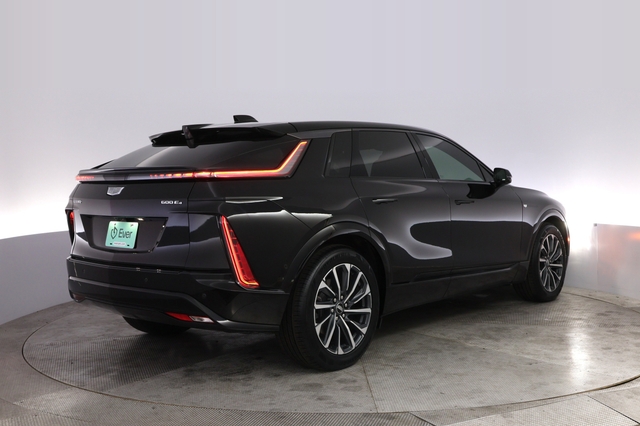 2024 Cadillac Lyriq