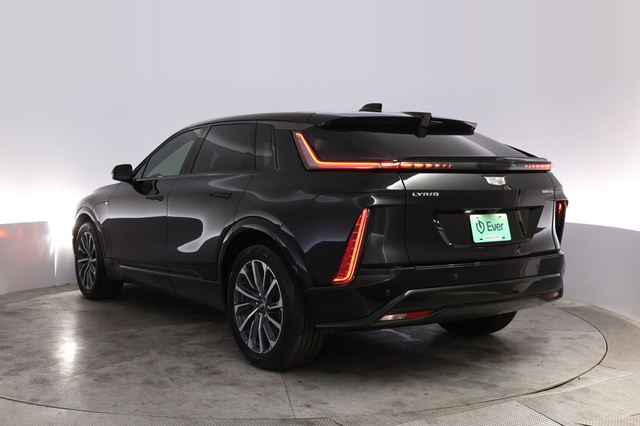 2024 Cadillac Lyriq