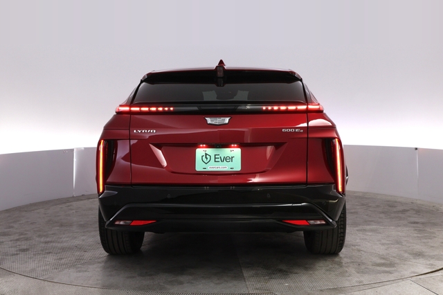 2024 Cadillac Lyriq