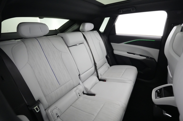 2024 Cadillac Lyriq