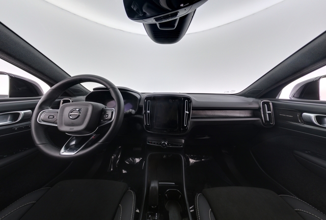 2023 Volvo C40 Recharge