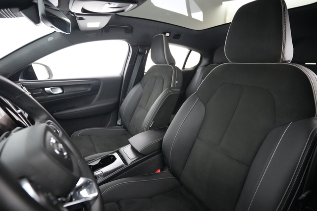 2023 Volvo C40 Recharge