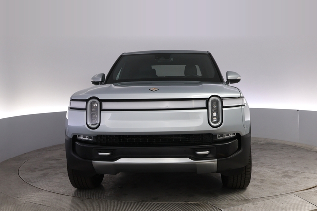 2024 Rivian R1T