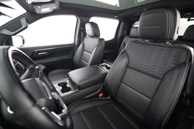 2025 GMC Sierra EV