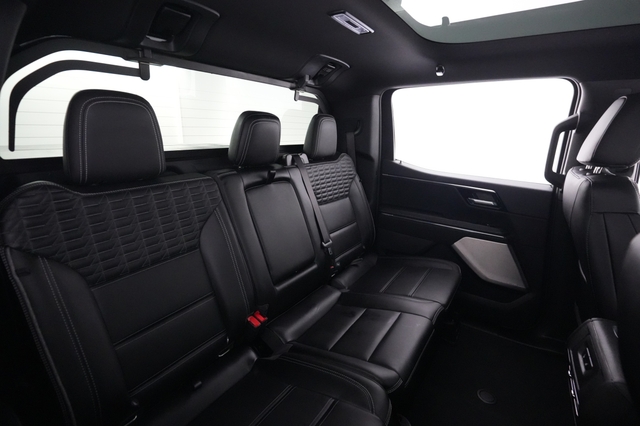 2025 GMC Sierra EV