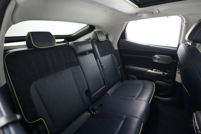 2023 Genesis GV60