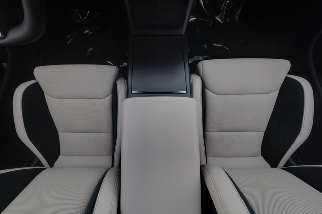 2025 Tesla Model S
