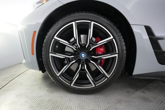 2023 BMW i4