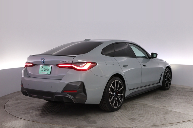 2023 BMW i4