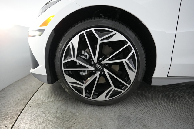 2024 Hyundai IONIQ 6