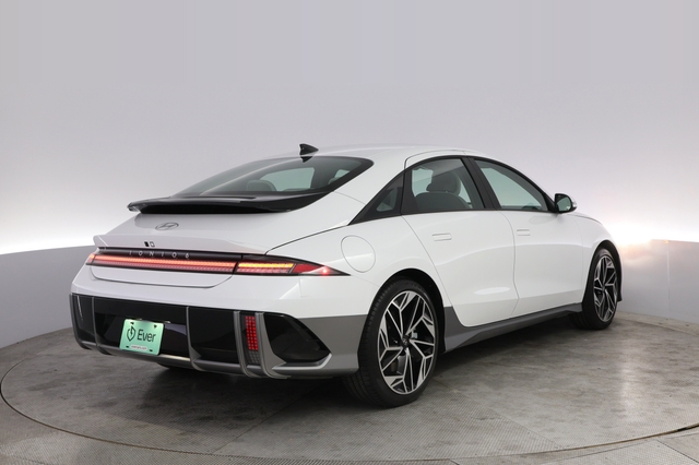 2024 Hyundai IONIQ 6