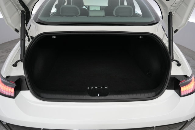 2024 Hyundai IONIQ 6