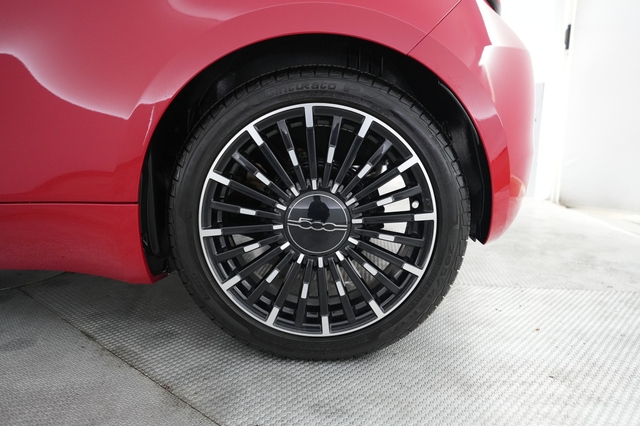 2024 Fiat 500e