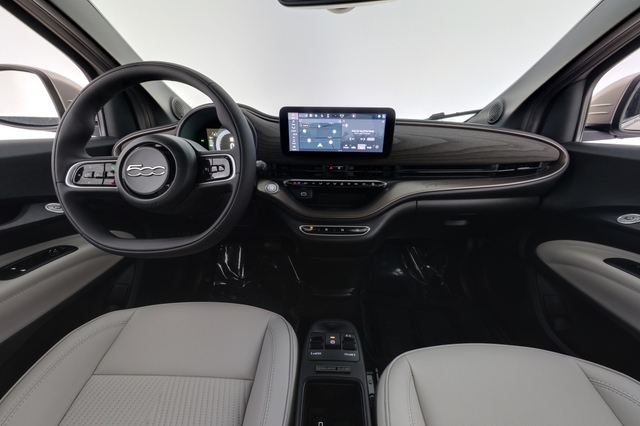 2025 Fiat 500e