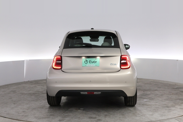 2025 Fiat 500e