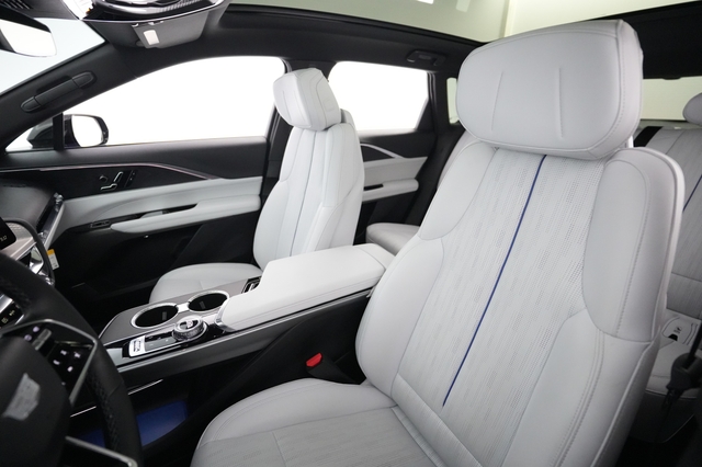 2024 Cadillac Lyriq