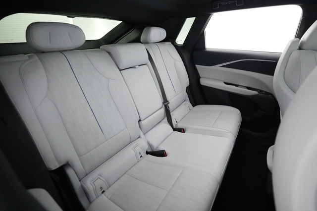 2024 Cadillac Lyriq