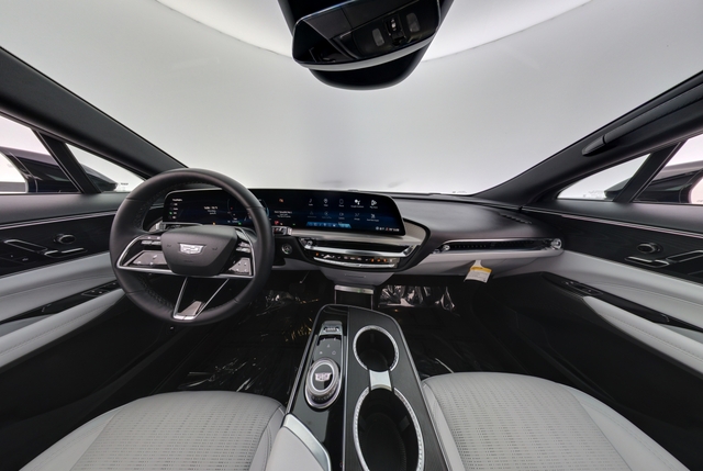 2024 Cadillac Lyriq