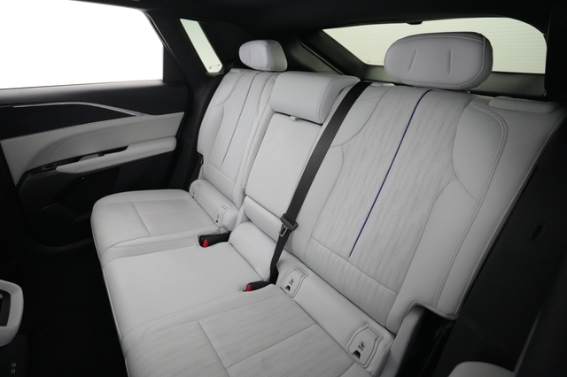 2024 Cadillac Lyriq