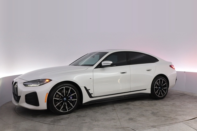 2022 BMW i4