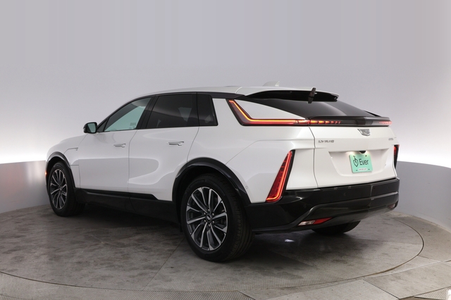 2024 Cadillac Lyriq