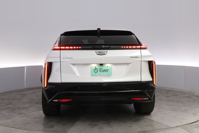 2024 Cadillac Lyriq