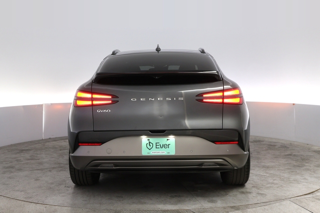 2023 Genesis GV60