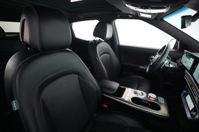 2023 Genesis GV60