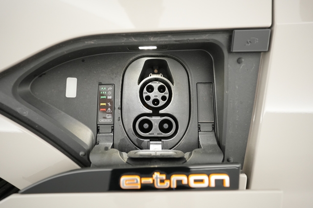 2022 Audi e-tron