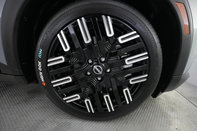2026 Nissan LEAF