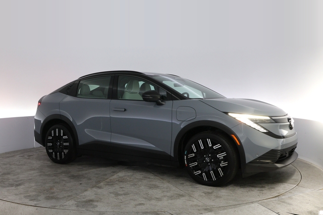 2026 Nissan LEAF