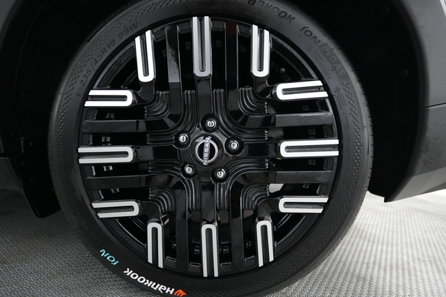 2026 Nissan LEAF