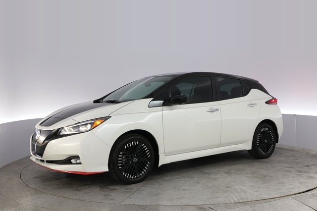 2025 Nissan LEAF
