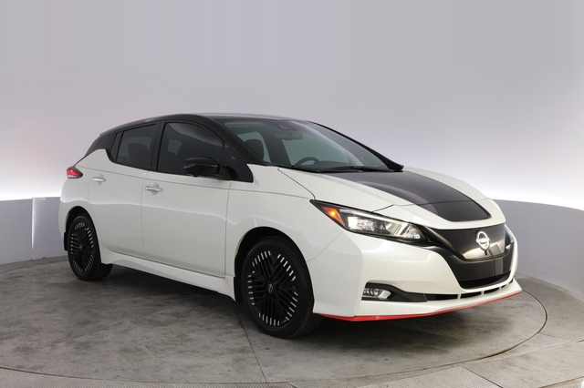 2025 Nissan LEAF