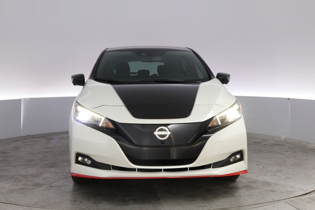 2025 Nissan LEAF