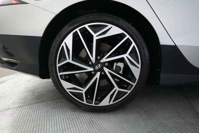 2025 Hyundai IONIQ 6