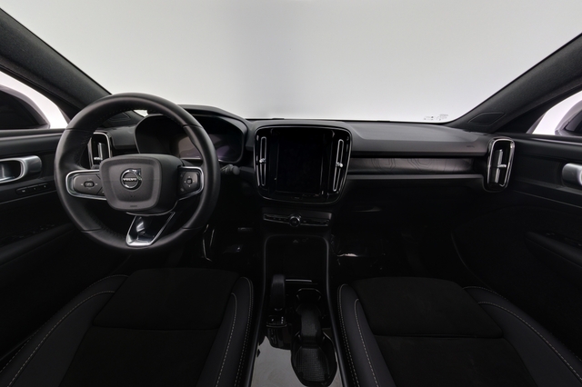 2023 Volvo C40 Recharge