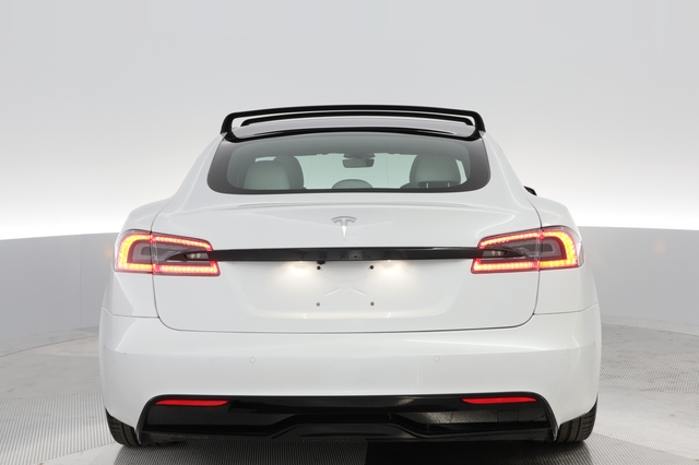 2022 Tesla Model S