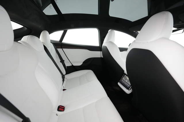 2022 Tesla Model S