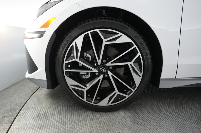 2025 Hyundai IONIQ 6